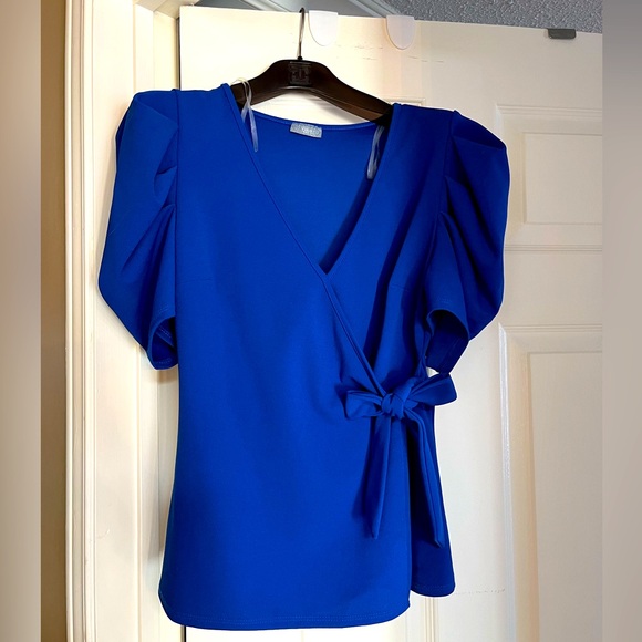 Vibrant blue blouse - Picture 2 of 5